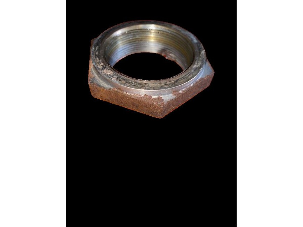 ECROU DE L'ARBRE DE TRANSMISSION