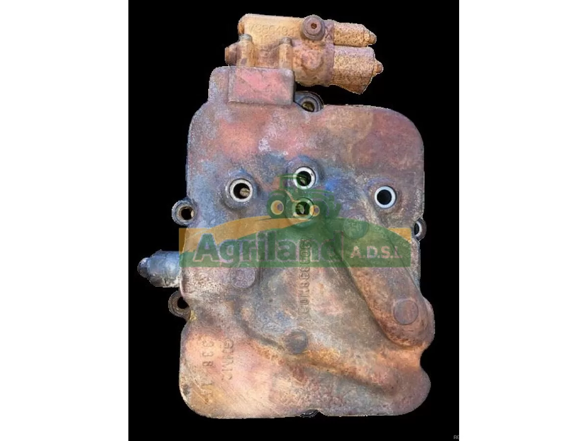 COUVERCLE DE POMPE HYD