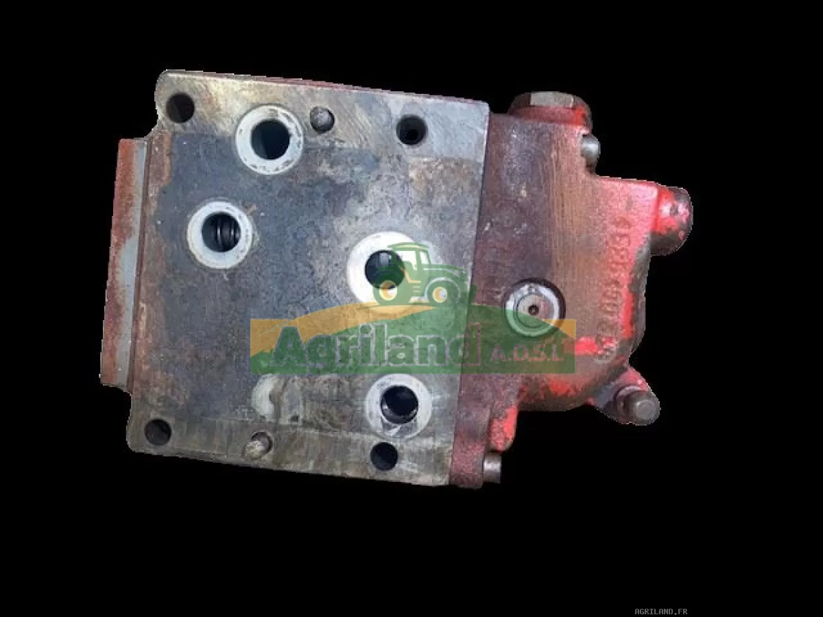 DISTRIBUTEUR HYDRAULIQUE 