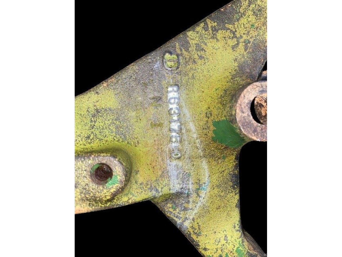 VERIN HYDRAULIQUE AVEC SUPPORT DROIT