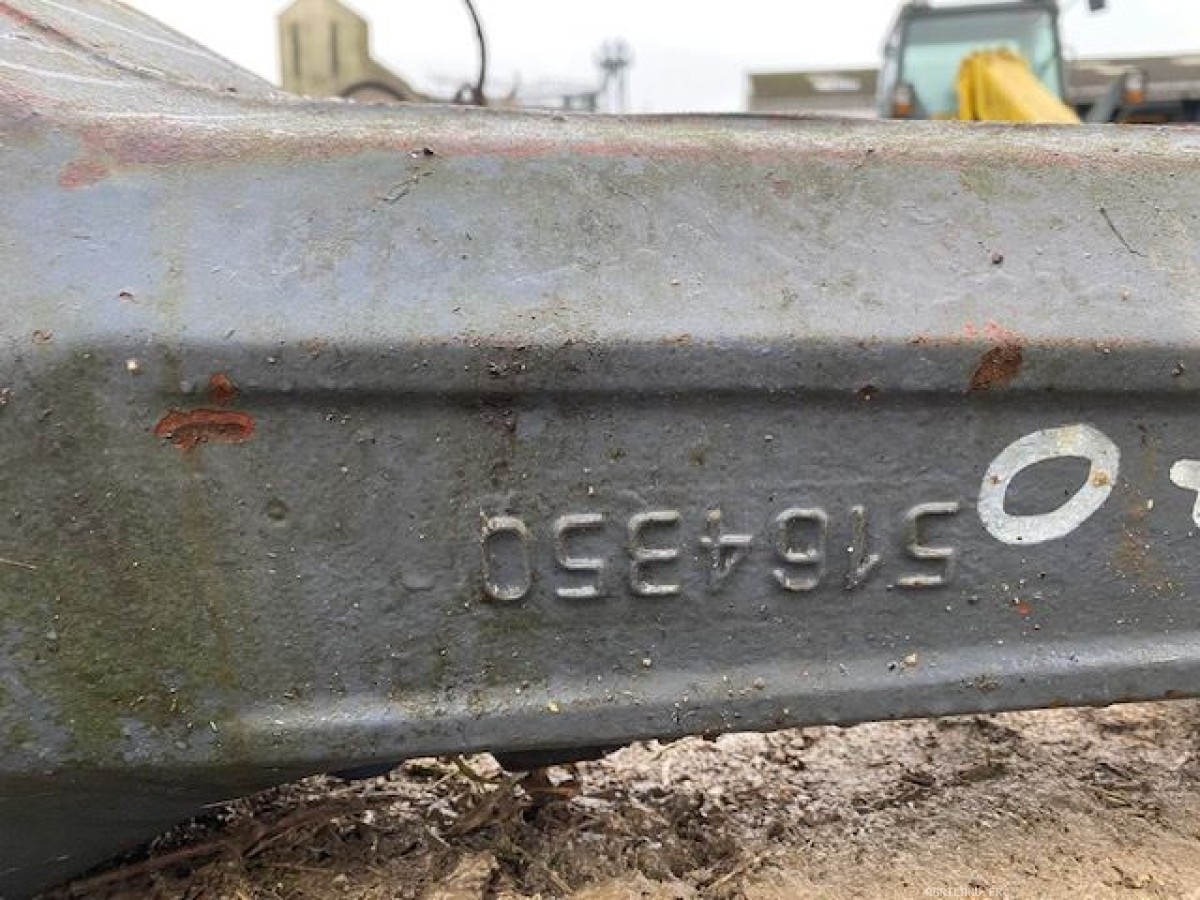 PONT AV AVEC UN REDUCTEUR 