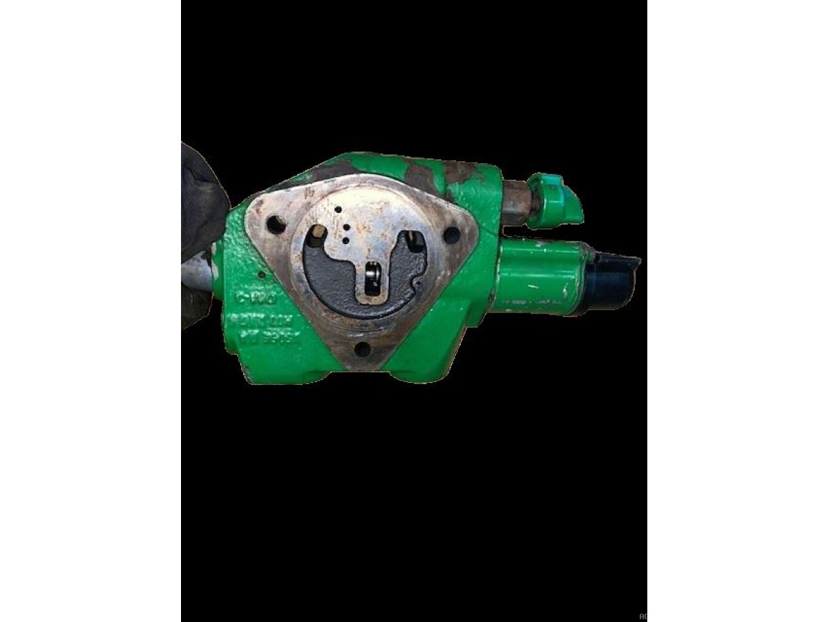 DISTRIBUTEUR AUXILIAIRE 