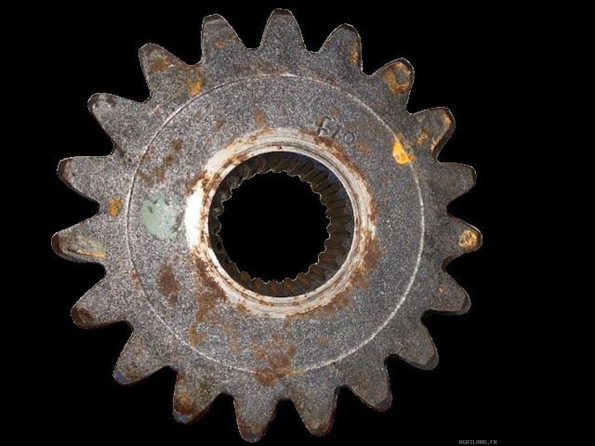 PIGNON DE BOITIER Z19