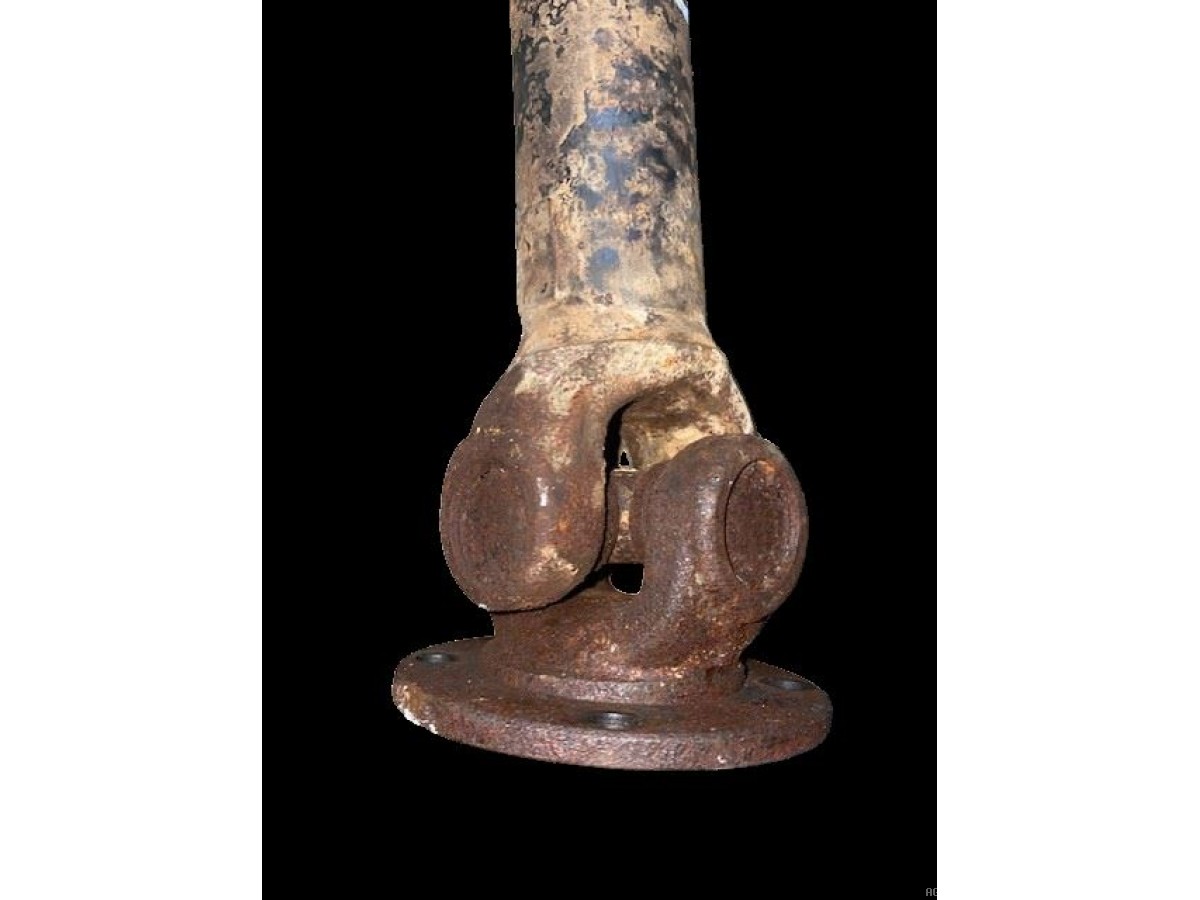 BRIDE DE L'ARBRE DE TRANSMISSION (AVEC FLASQUE A 4 ALESAGES)