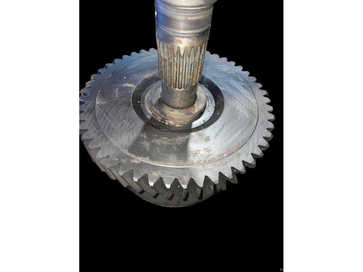 EMBRAYAGE DE PONT AVANT COMPLET AVEC ARBRE ET  PIGNON Z49