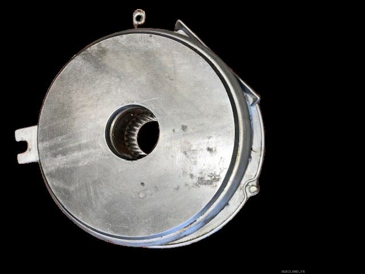 EMBRAYAGE DE PONT AVANT COMPLET (SANS ARBRE) AVEC PIGNON 