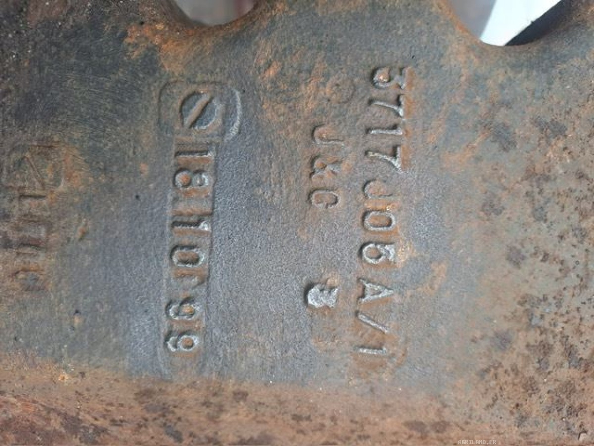 CARTER INFERIEUR MOTEUR 