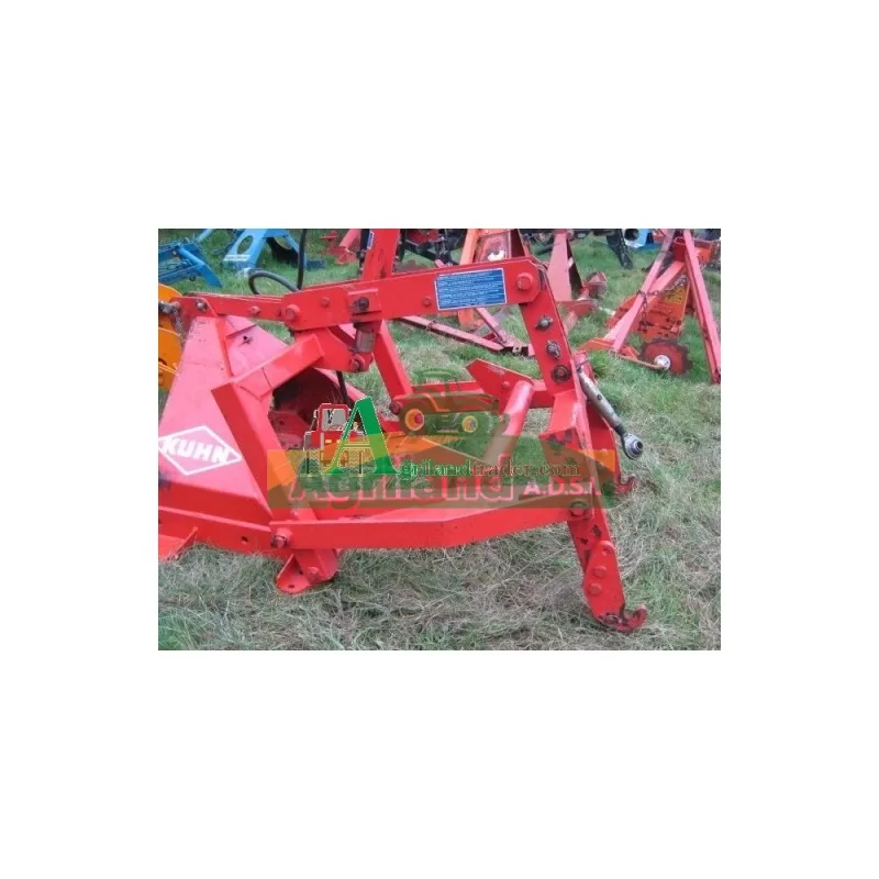 Portacourt Kuhn Hr 301