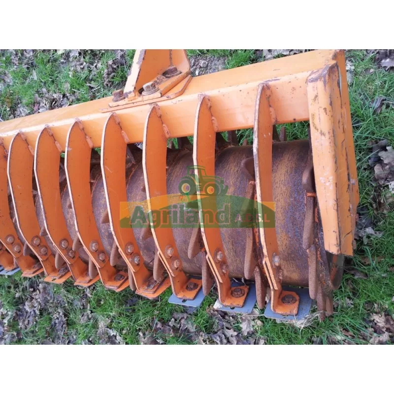 Rouleau Packer Amazone 4M