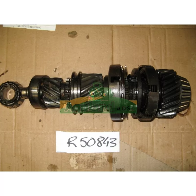 Arbre De Boite A Vitesse John Deere Ref R 50843