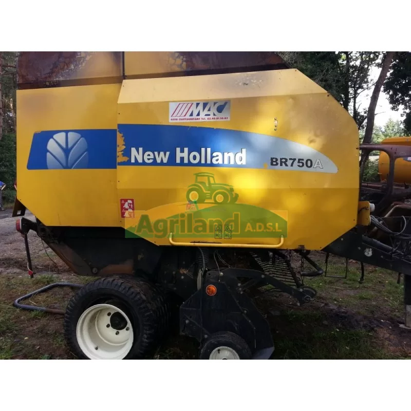 Round Baller New Holland Br 750A