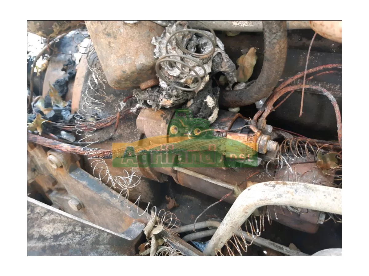 JOHN DEERE 3410 5954 WM 56