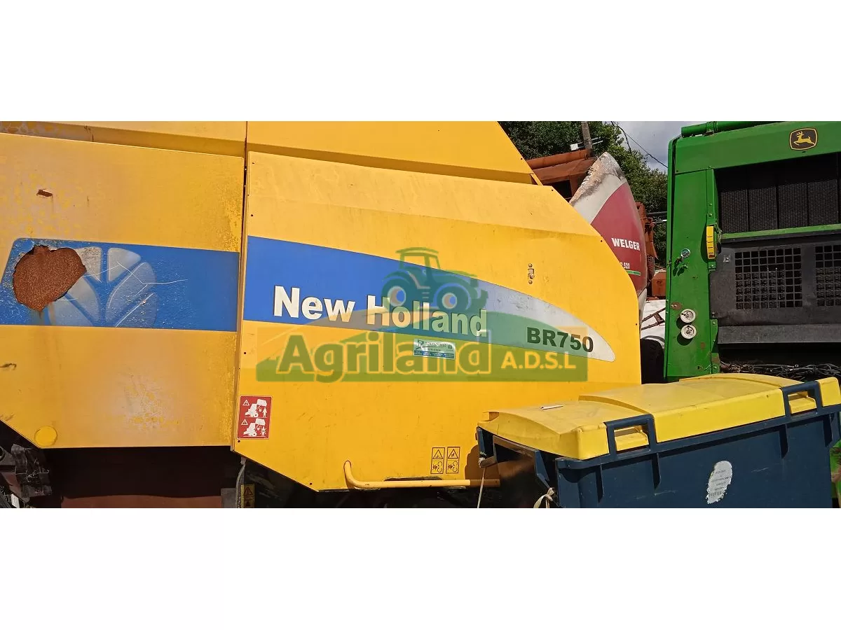 NEW-HOLLAND BR 750