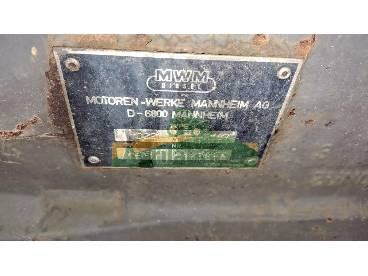 RENAULT 751 4 S 5826 RV 50