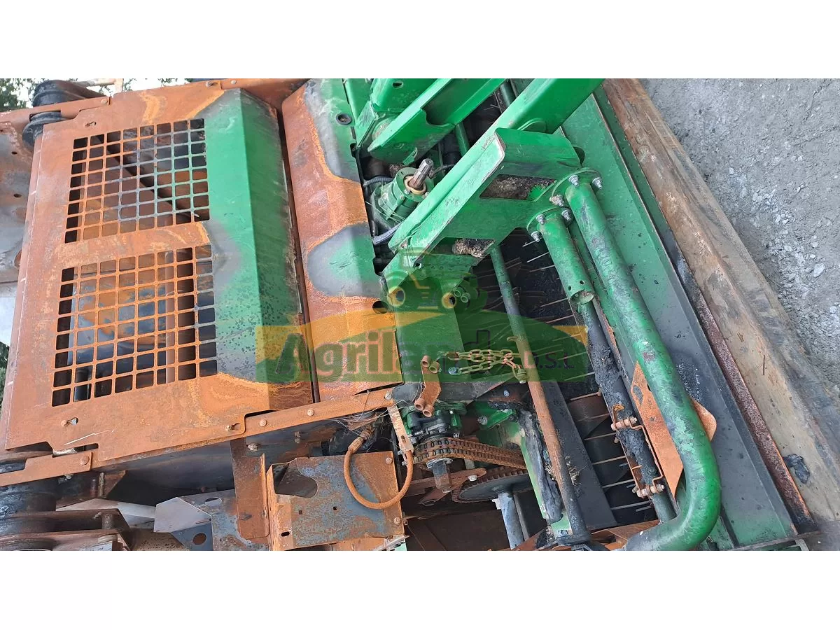 JOHN DEERE 864 EQ-615-KY