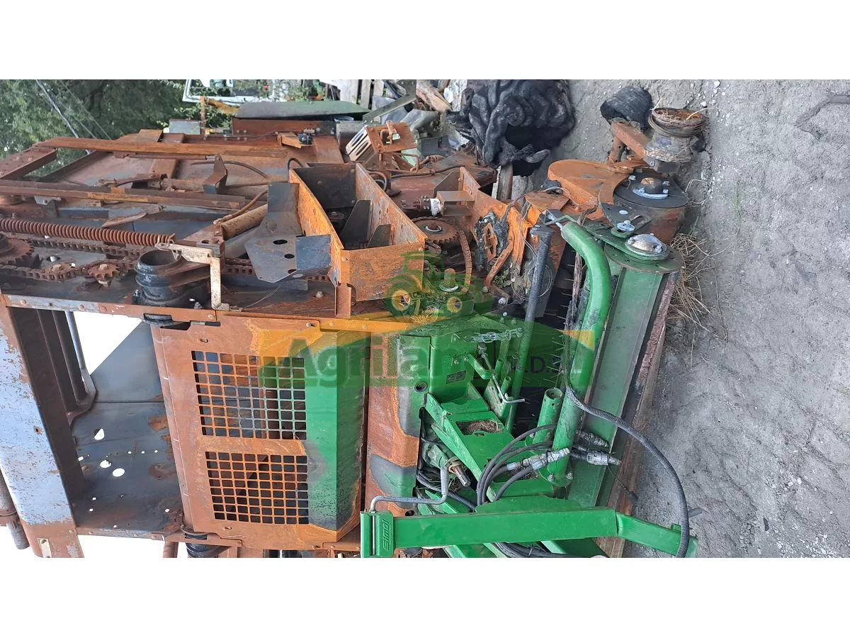 JOHN DEERE 864 EQ-615-KY