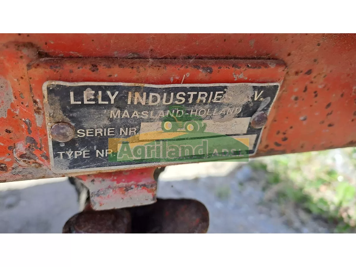 LELY TERRA 3M