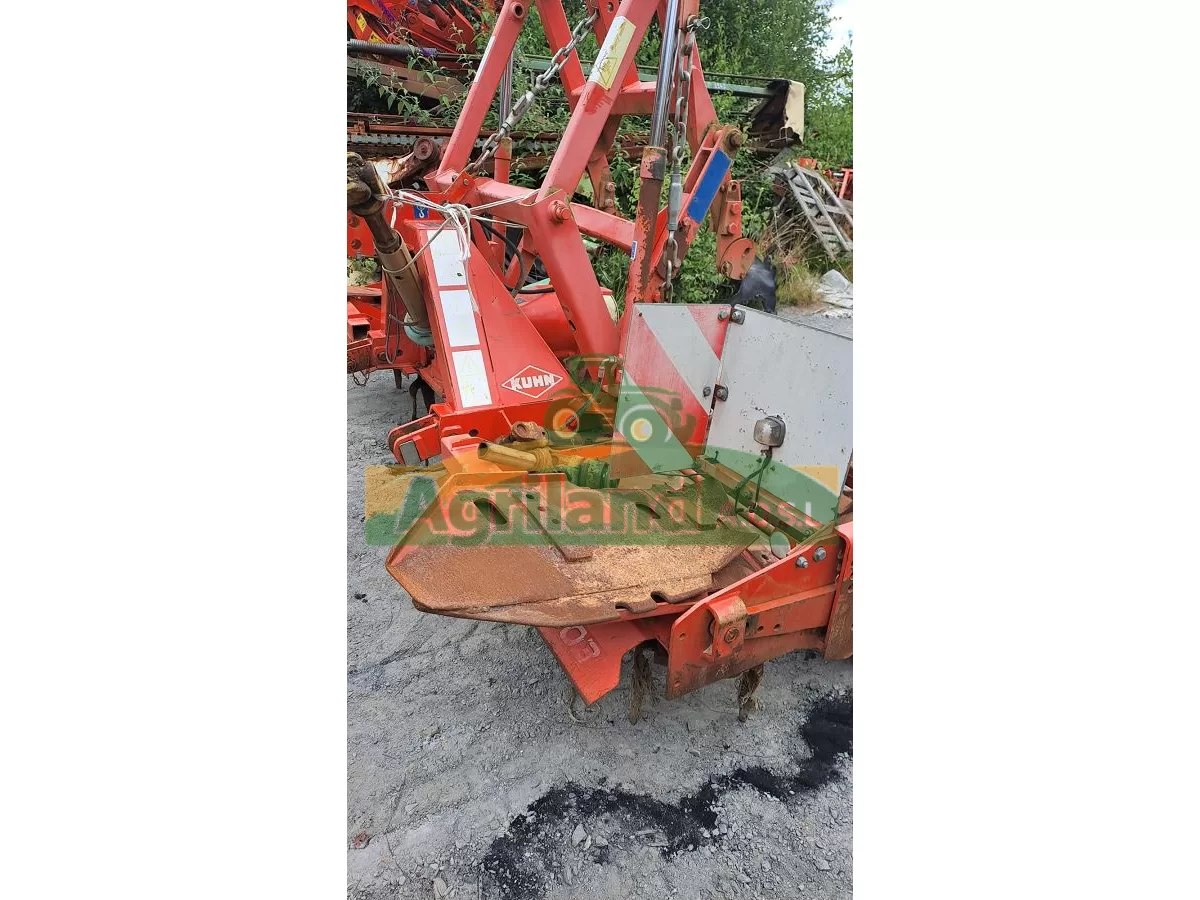 KUHN HRB 303 D