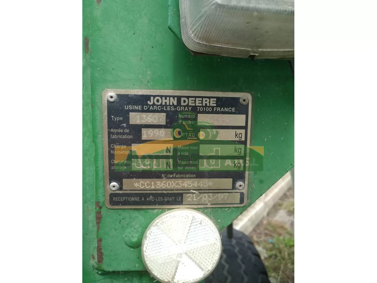 JOHN DEERE 1360