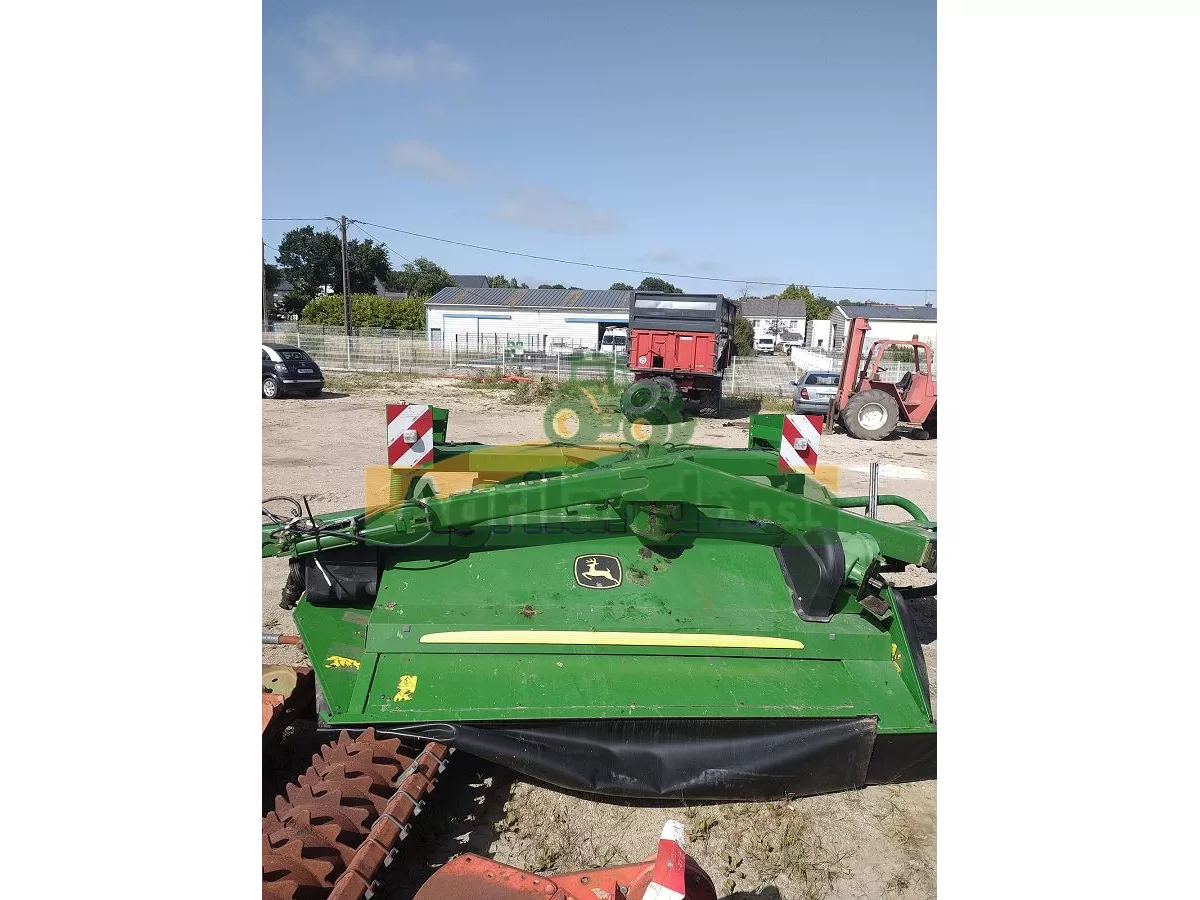 JOHN DEERE 530