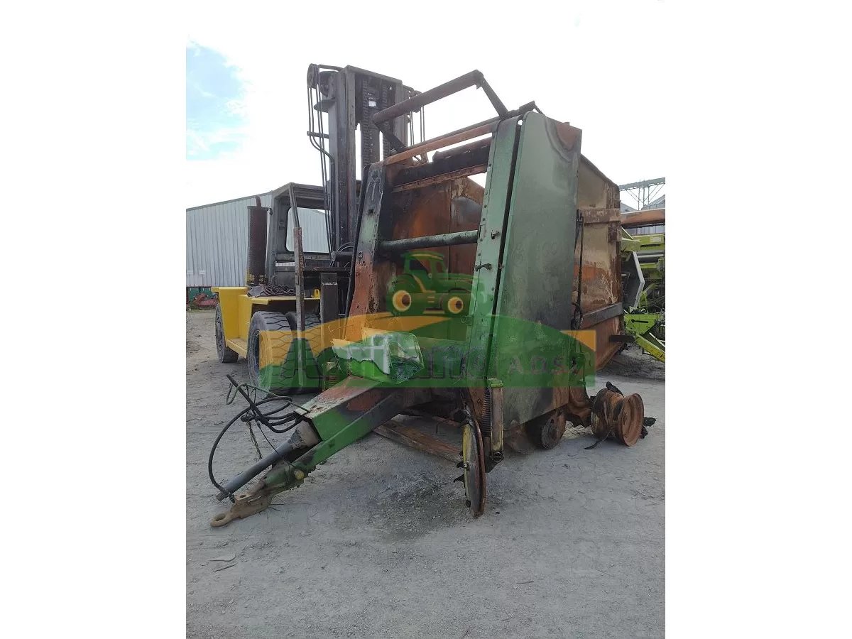 JOHN DEERE 550