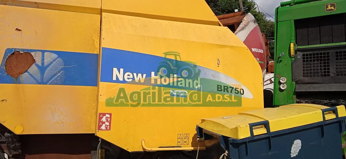 NEW-HOLLAND BR 750