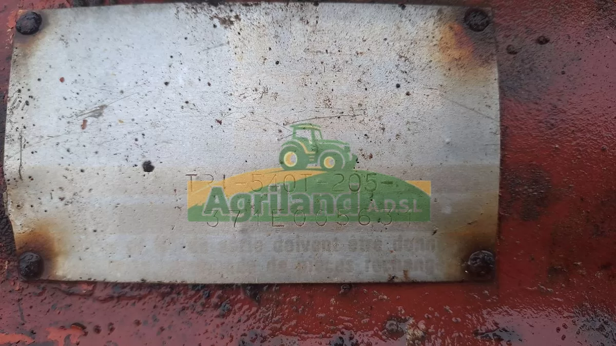 HOWARD  TRISEMAVATOR