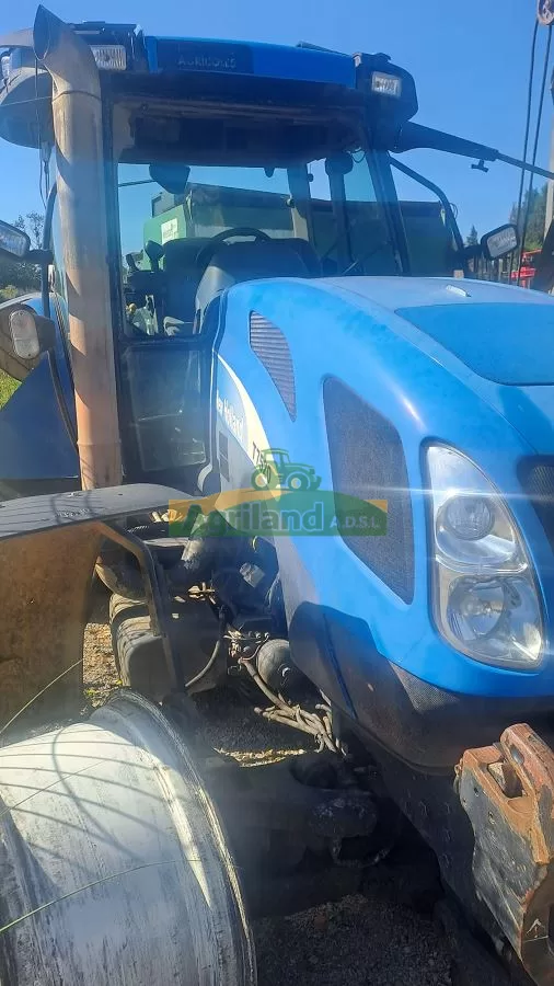 NEW-HOLLAND T 7520 FN-467-DT