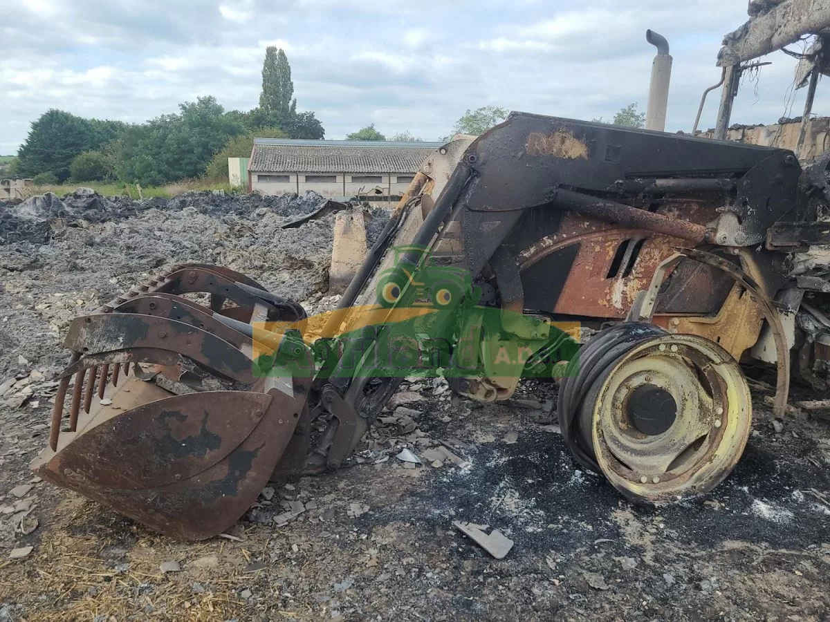 JOHN DEERE 6120 M FD-786-RF