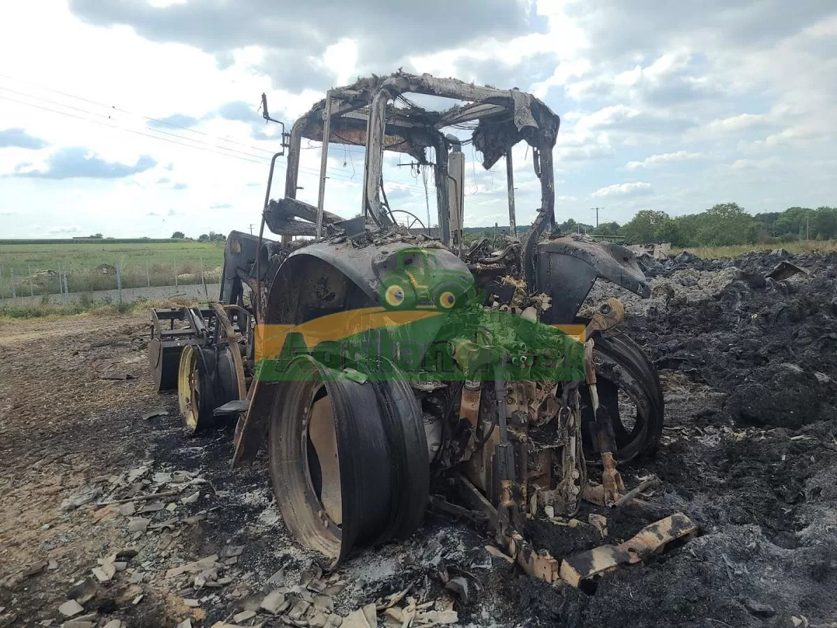 JOHN DEERE 6120 M FD-786-RF