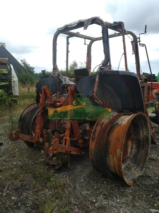 JOHN DEERE 6910 - 4RM 8855 VQ 50
