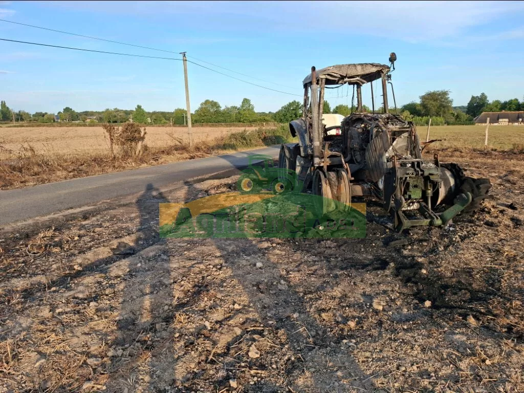 JOHN DEERE 6630 PREMIUM AX 765 EJ